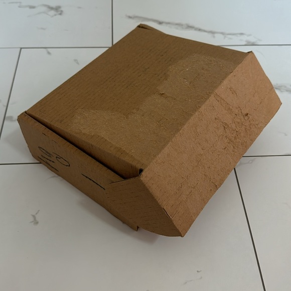 LOUIS VUITTON MENS BELT REVERSIBLE (2 STYLES) - Picture 14 of 15